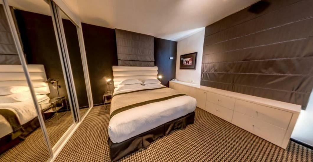 Beach Luxury Apartments And Suites Тел Авив Екстериор снимка